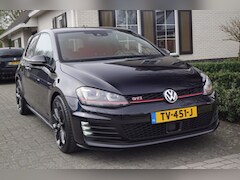 Volkswagen Golf - GTI Performance 2.0 TSI (300pk) Custom uitlaat/ACC/Dynaudio/Keyless/Xenon/Navi Pro