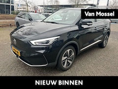 MG ZS - EV Long Range Luxury 70 kWh | Panoramadak | Leder | Carplay | Camera | Stoelverwarming |