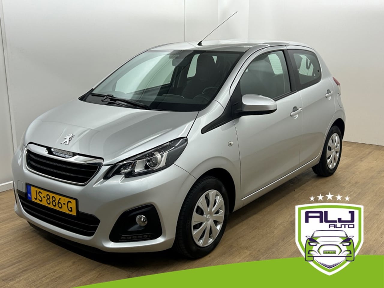 Peugeot 108 - Occasion 1.0 VTi Active | Grijs | Tweedehands Peugeot 108 | Automaat | Airco | Bluetooth a - AutoWereld.nl