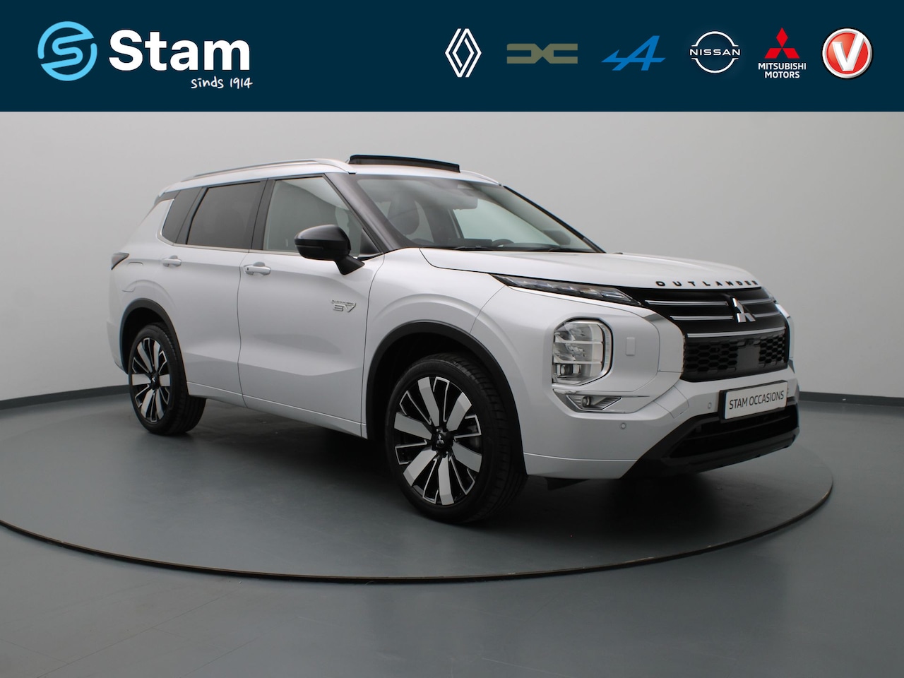 Mitsubishi Outlander - 305pk PHEV Instyle Automaat 360° Camera | Head-Up | Adapt. Cruise | Navi | Stoel-/stuurver - AutoWereld.nl