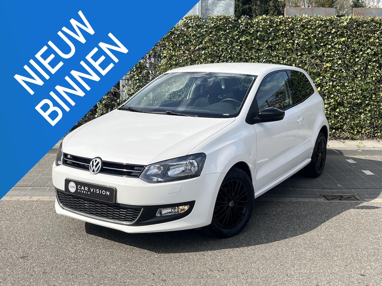 Volkswagen Polo - 1.2 Comfortline * Carplay * Airco * PDC * Apk 04-2027 - AutoWereld.nl