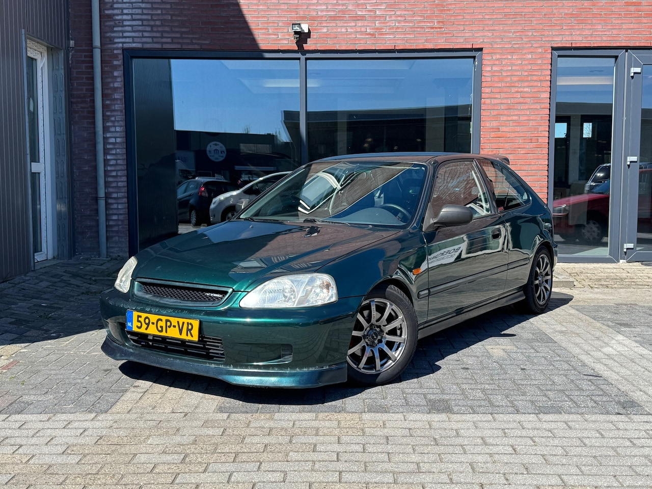 Honda Civic - 1.5i LS VTEC | TURBO BUILD | NWE APK | Alles V.V. | - AutoWereld.nl