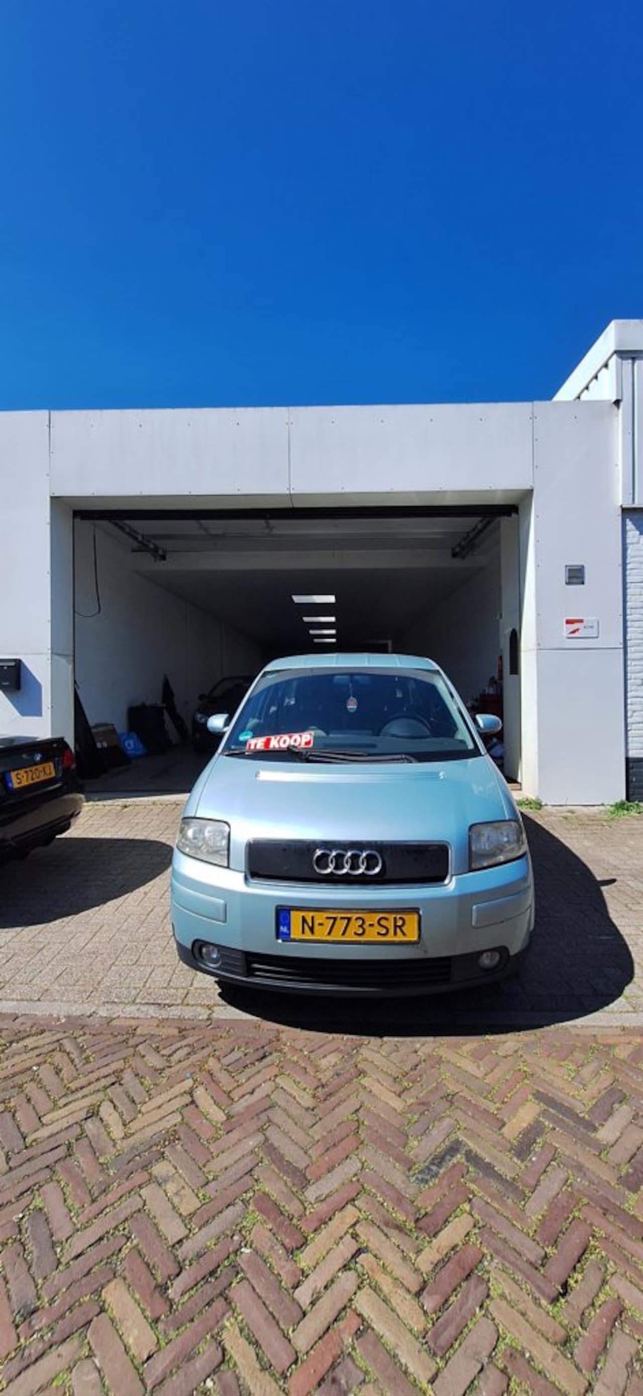 AUDI A2