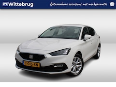 SEAT Leon - 1.5 eTSI 150pk Style Business Intense / Navigatie / LM 16 inch / Park Assist / Camera / Ke