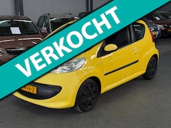 Peugeot 107 - 1.0-12V XR APK NAP