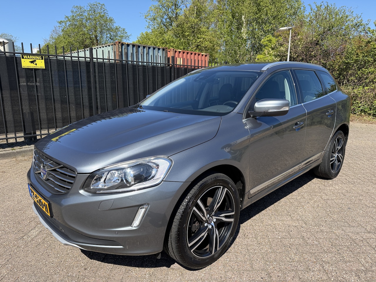 Volvo XC60 - 2.0 D4 FWD Summum Leer/Cam/Stoelverw/Clima/Cruise/Navi - AutoWereld.nl