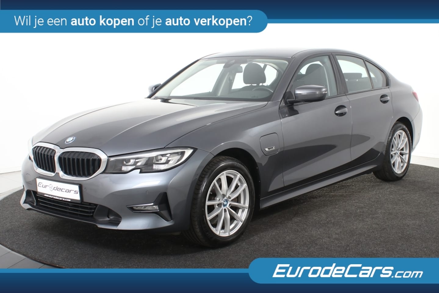 BMW 3-serie - 320e *1ste Eigenaar*Navigatie*Trekhaak*Camera*DAB* - AutoWereld.nl