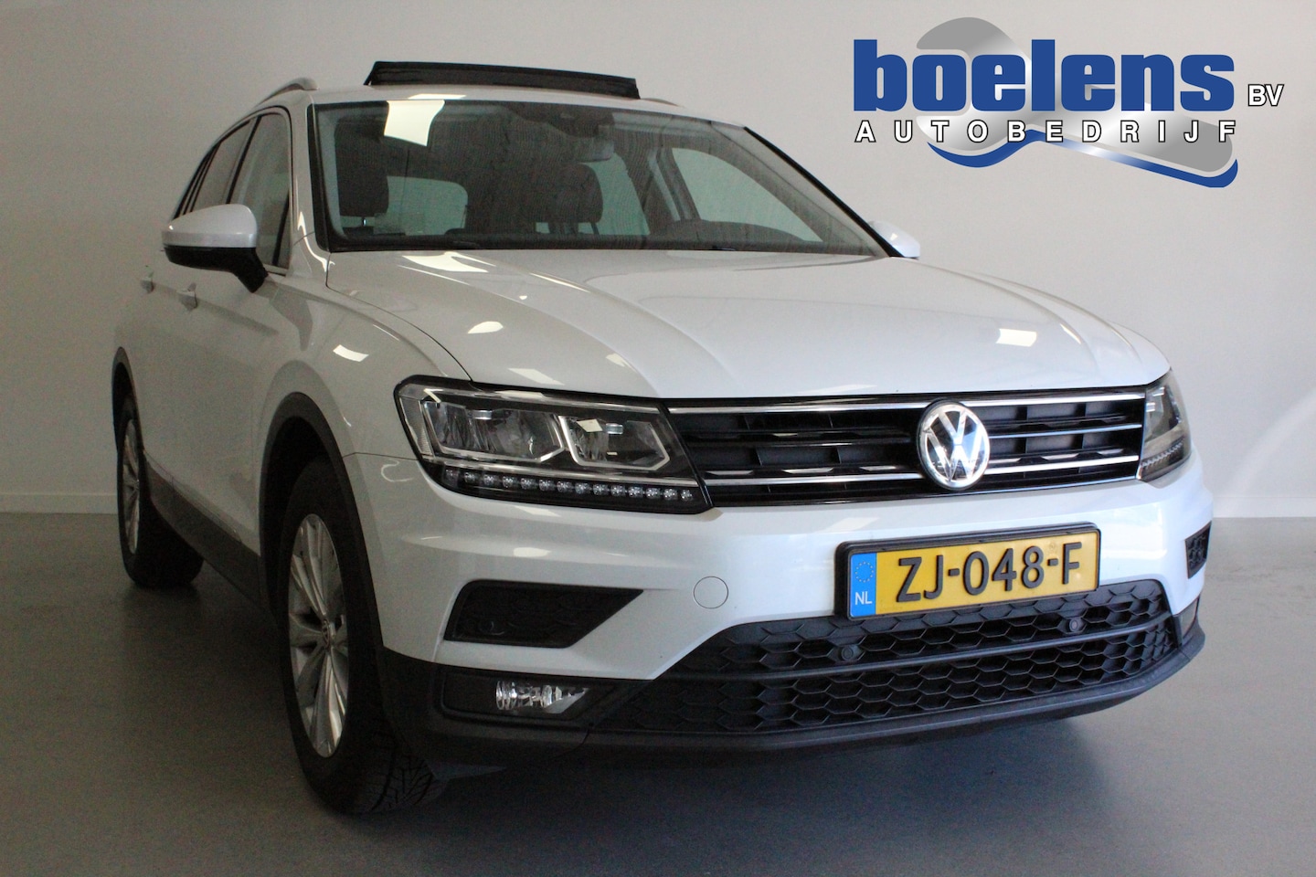 Volkswagen Tiguan - 1.5 TSI Comfortline Business | PANO-DAK | ACC | AFN-TRHAAK | CARPLAY | STOEL-VERW | DAB | - AutoWereld.nl