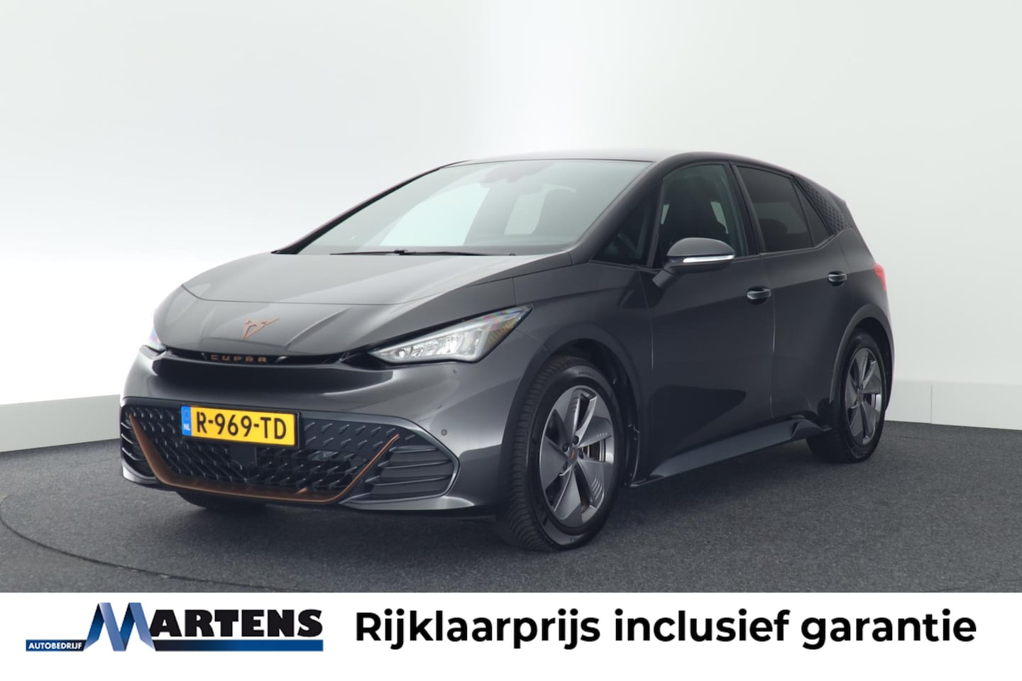 CUPRA Born - Essential 204pk 62 kWh Carplay Led Stuurverwarming - AutoWereld.nl