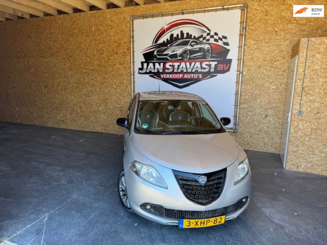 Lancia Y(psilon) - Ypsilon 0.9 TwinAir Elefantino Plus - AutoWereld.nl