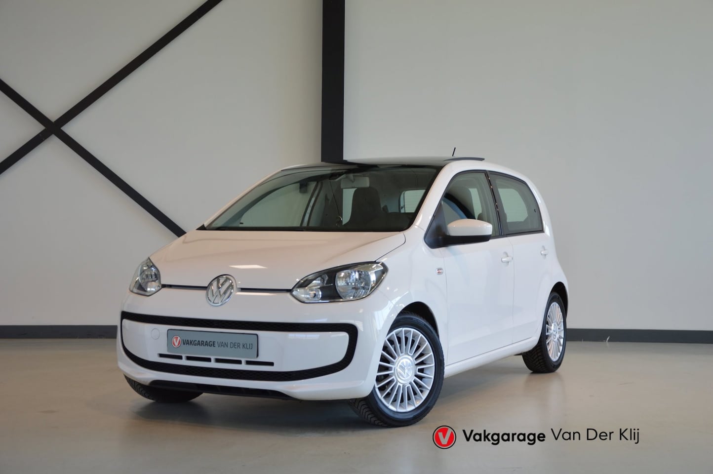 Volkswagen Up! - Volkswagen Up! 1.0 move up! BlueMotion |Elektrisch glazen panorama-dak|PDC|Airco|Cruise co - AutoWereld.nl