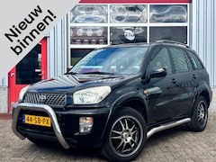 Toyota RAV4 - 2.0-16V VVT-i Sol 4x4 | Airco | Bullbars | Trekhaak