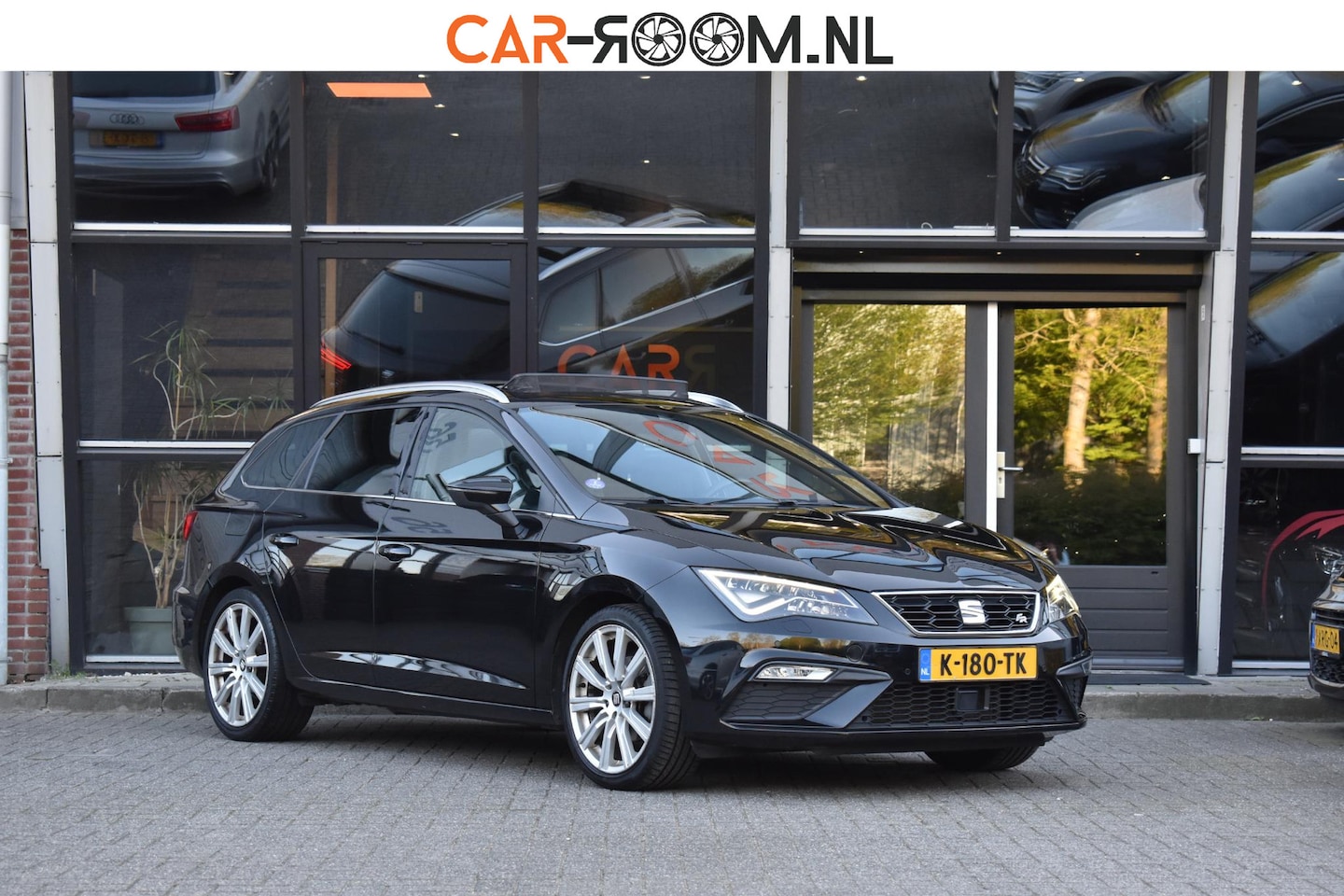 SEAT Leon ST - 1.4 EcoTSI FR Business Intense Pano Lane ACC Keyless BBD - AutoWereld.nl