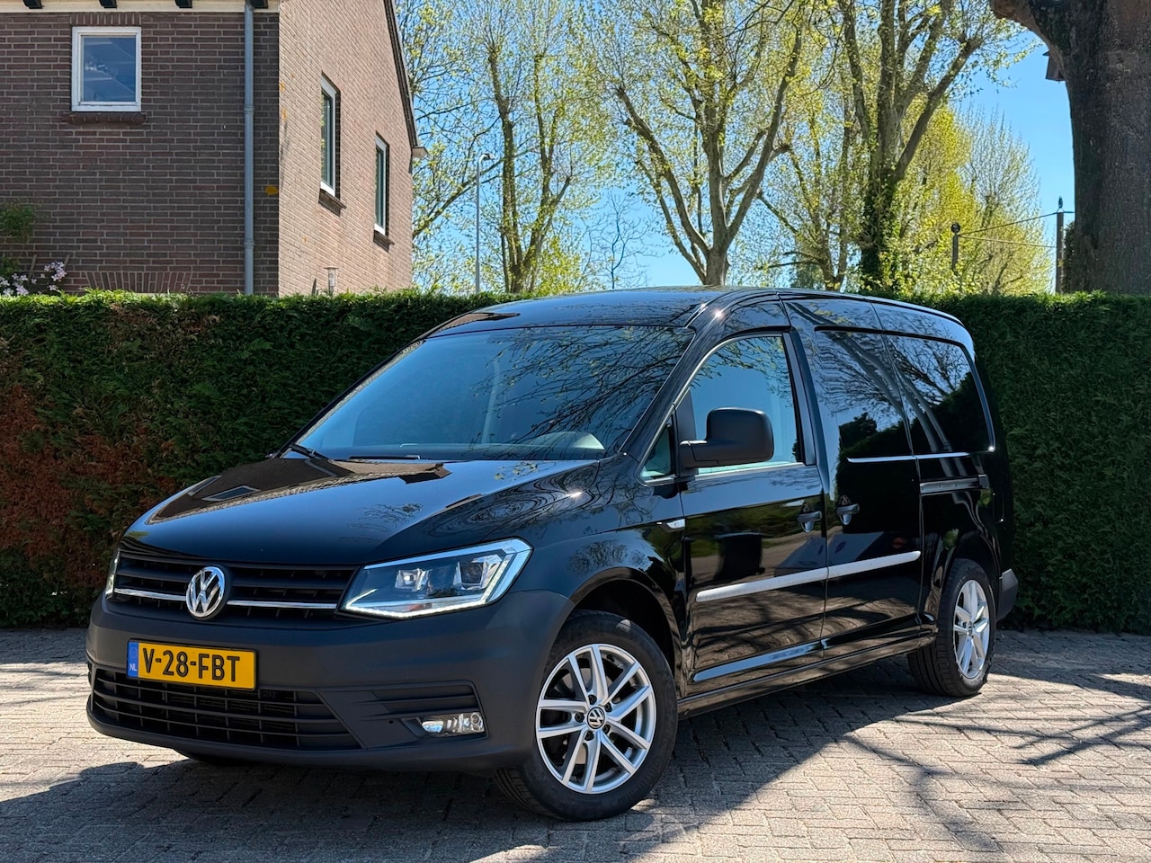 Volkswagen Caddy Maxi - 2.0 TDI L2H1 Highline|LED|2x Schuifdeur| - AutoWereld.nl