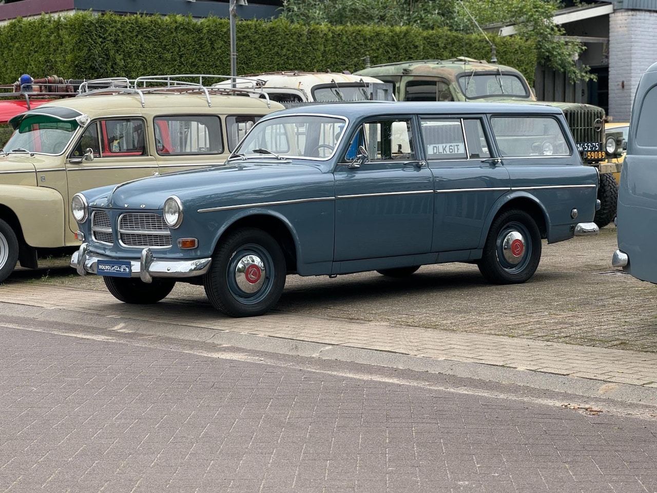 Volvo Amazon - Combi Vroeg model, vers gespoten, nieuw chroom en rubbers, LPG - AutoWereld.nl