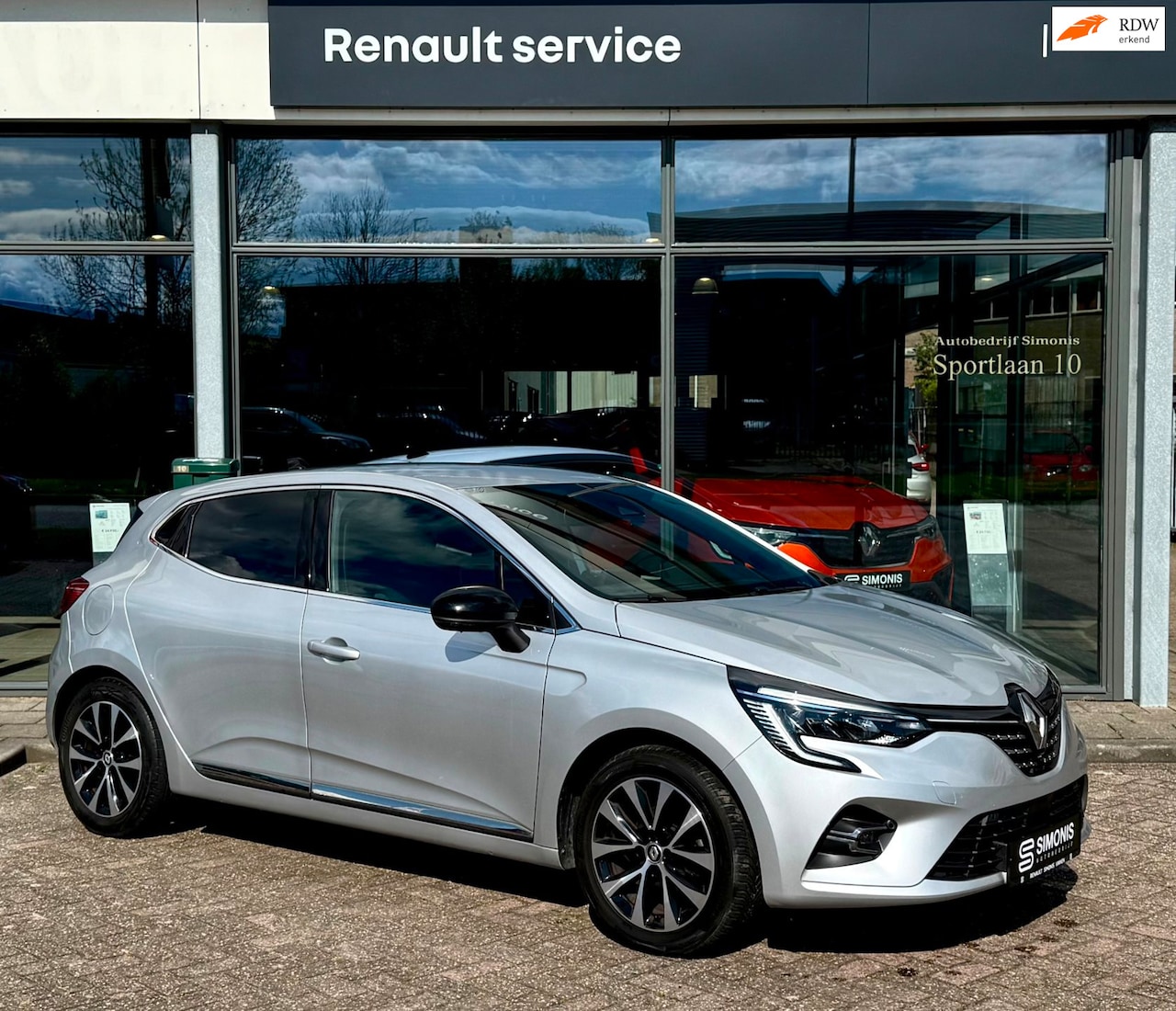 Renault Clio - 1.0 TCe 90 Techno | Trekhaak | Stoel & stuur verw. | Groot scherm - AutoWereld.nl