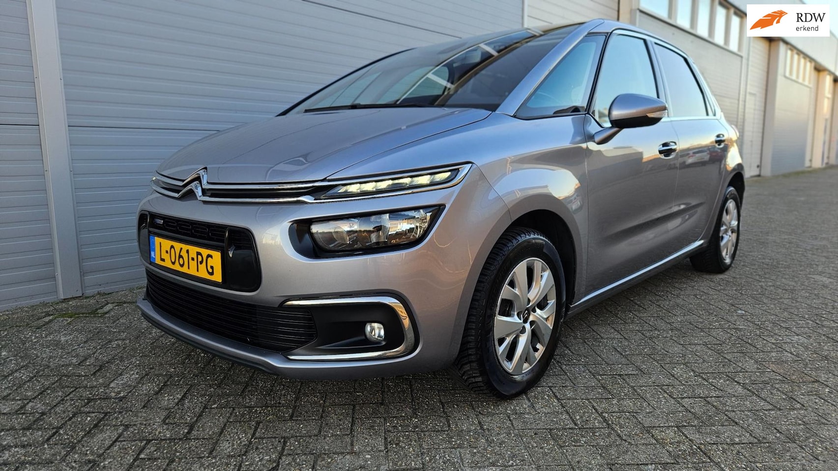 Citroën C4 Picasso - 1.2 PureTech Feel Bwj 2017 Automaat - AutoWereld.nl