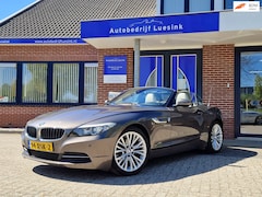 BMW Z4 Roadster - SDrive23i Executive Navigatie Bluetooth Sportstoelen verwarmd Cruise Control Stuurwielverw