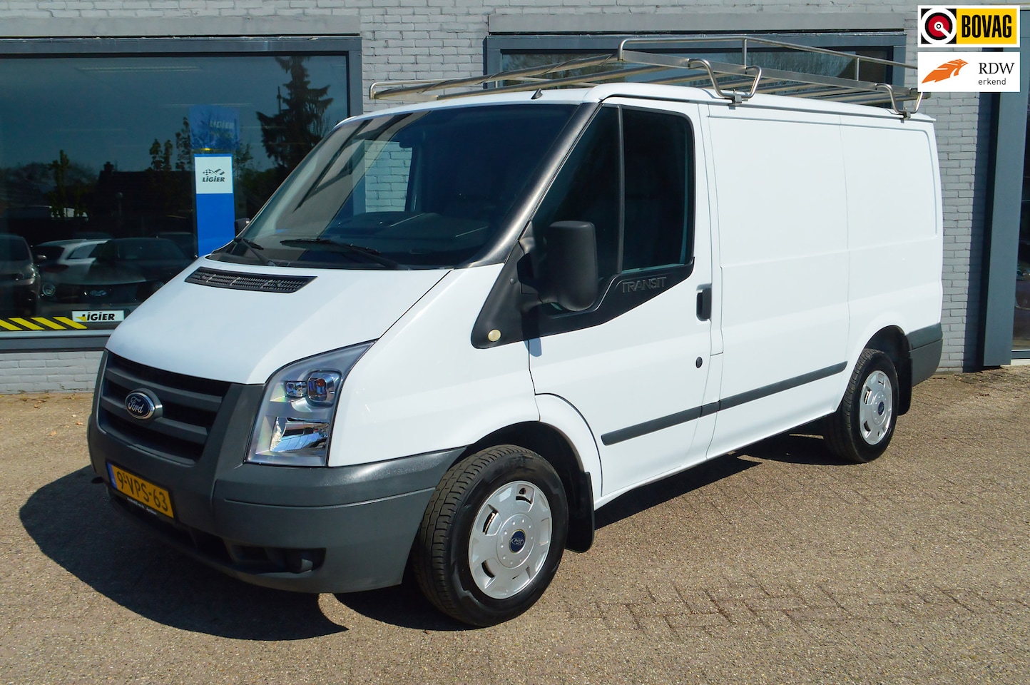 Ford Transit - 260S 2.2 TDCI AIRCO|TREKHAAK - AutoWereld.nl