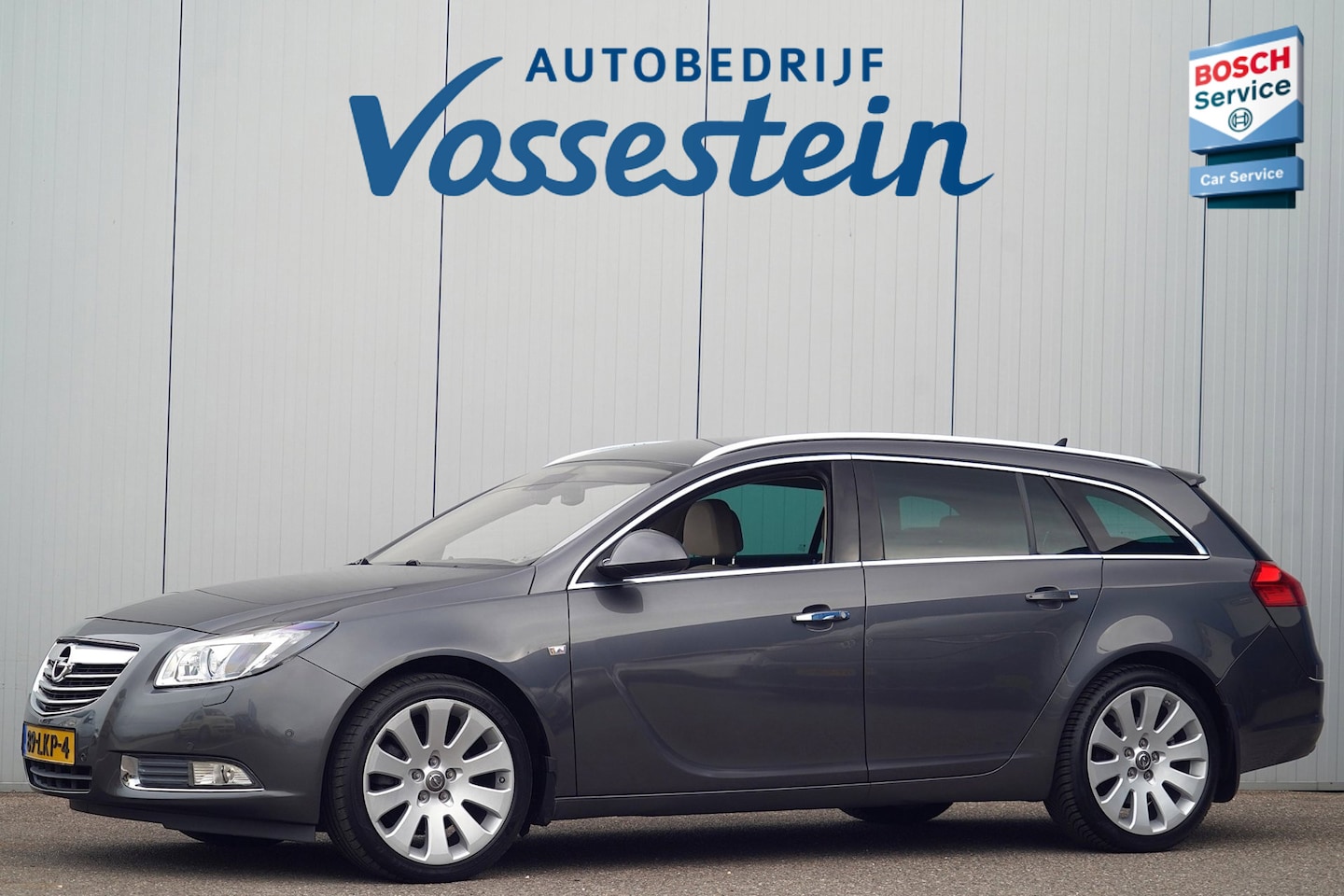 Opel Insignia Sports Tourer - 2.0 T Cosmo / NL-Auto / 1e Eigenaar / Leder / Stoelverw. / Climate / Automaat - AutoWereld.nl