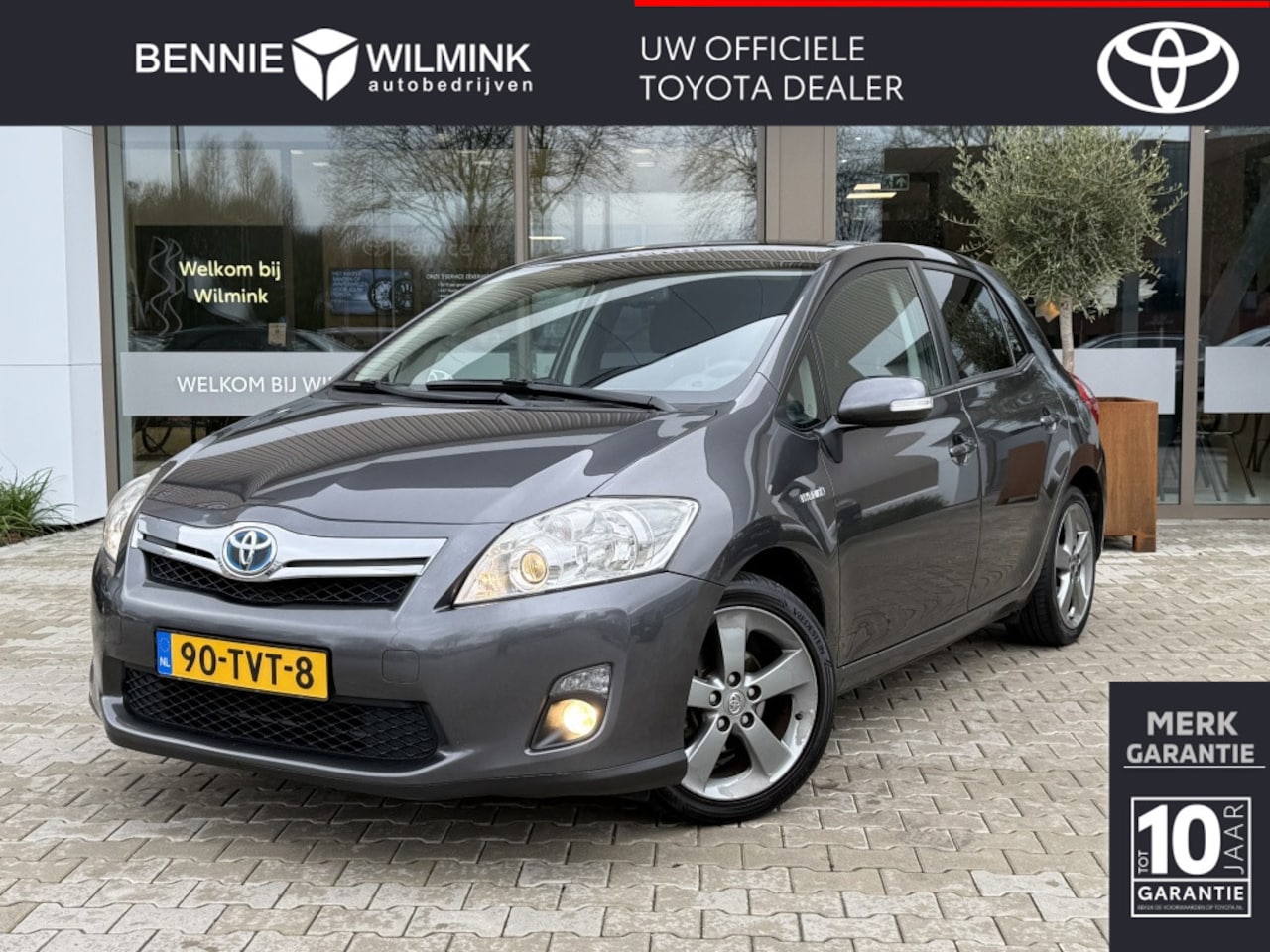 Toyota Auris - 1.8 Full Hybrid Dynamic | Keyless | Camera | Navigatie - AutoWereld.nl