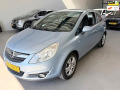 Opel Corsa - 1.2-16V Edition Cruisecontrol airco