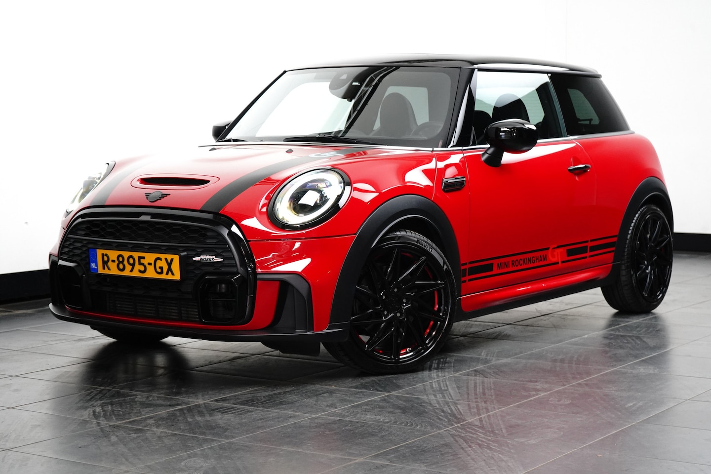 MINI Cooper S - Mini 2.0 Rockingham GT Edition - AutoWereld.nl