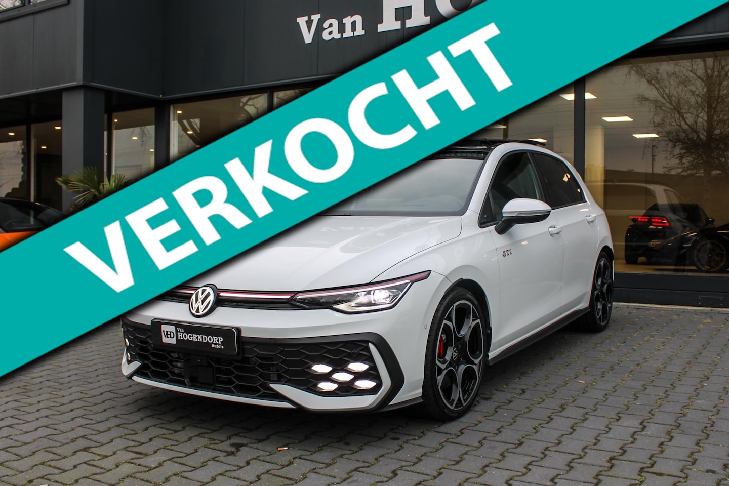 Volkswagen Golf - 2.0 TSI GTI PANO HUD H&K 360CAM MATRIX - AutoWereld.nl