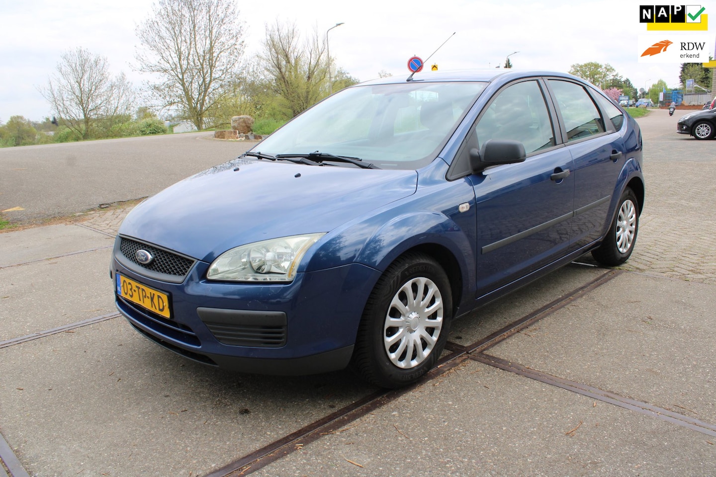 Ford Focus - 1.4-16V Ambiente 1.4-16V Ambiente - AutoWereld.nl