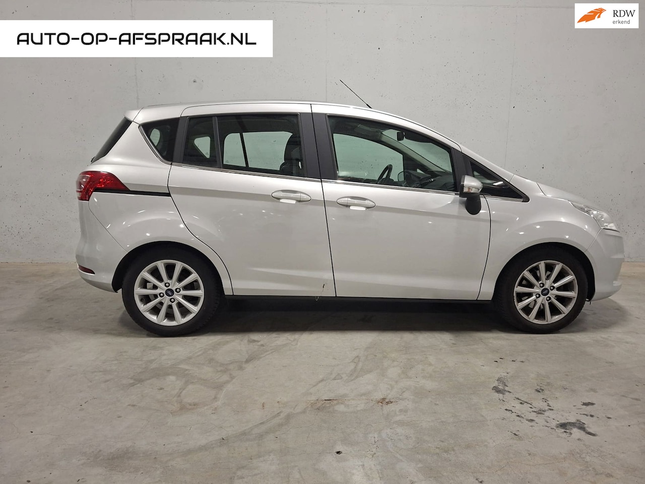 Ford B-Max - 1.0 EcoBoost Titanium Navi Clima Cruise Trekhaak Camera - AutoWereld.nl