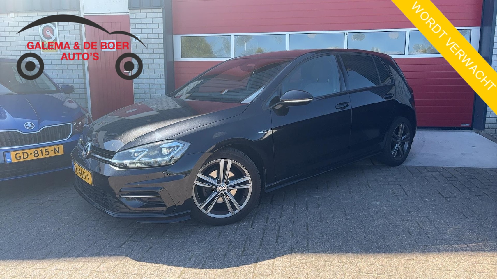 Volkswagen Golf - 1.0 TSI Highline Business R R-LINE BINNEN-BUITEN / FULL LED / KEYLESS / CAMERA / CARPLAY / - AutoWereld.nl