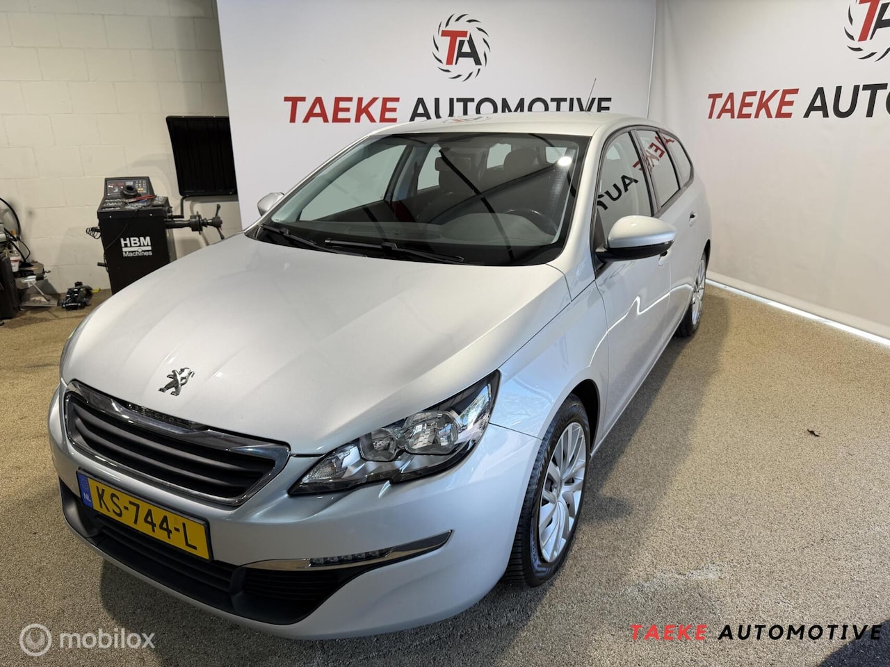 Peugeot 308 SW - 1.2 PureTech Blue Lease Clima/Cruise/Nap - AutoWereld.nl