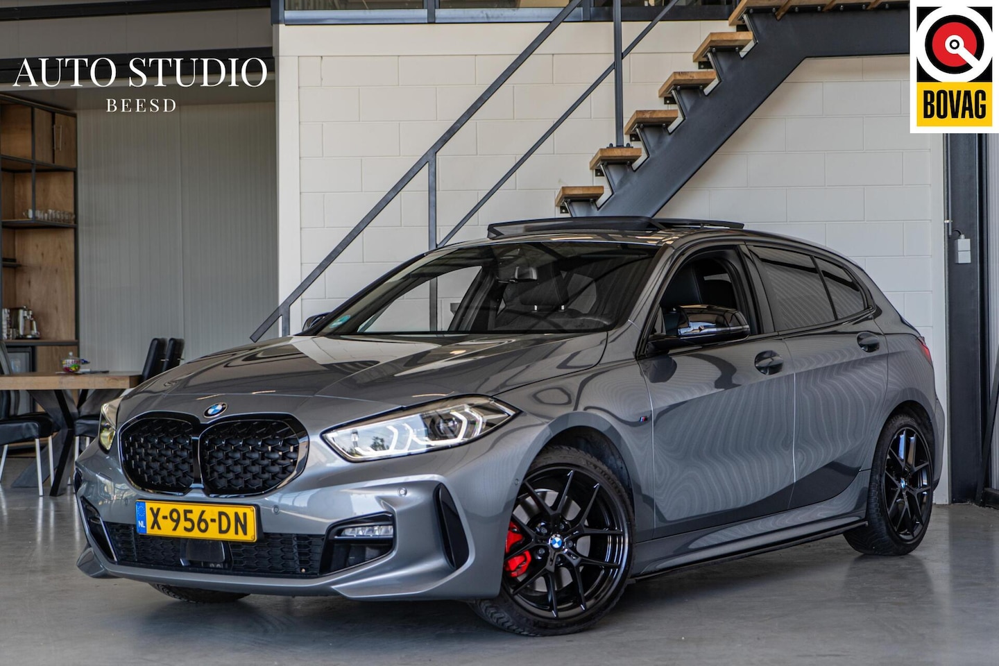 BMW 1-serie - 120i | M-sport | PANO | Sfeer | Cam | Carplay - AutoWereld.nl