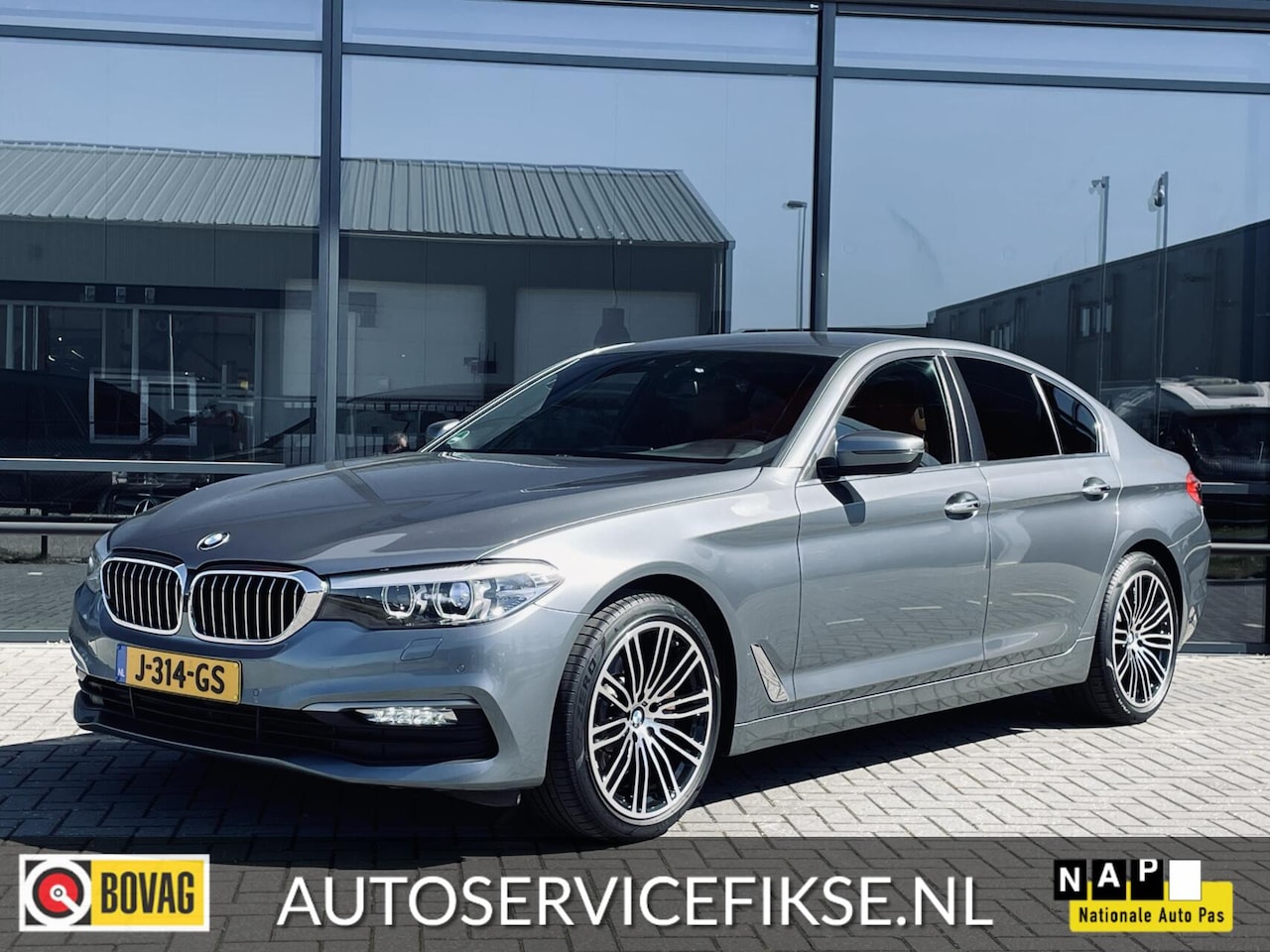 BMW 5-serie - 530i HIGH EXECUTIVE AUTOM.| COGNAC LEER | CAMERA - AutoWereld.nl