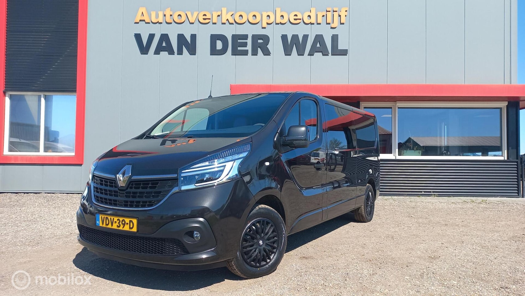 Renault Trafic - bestel 2.0 dCi 120 T29 L2H1 DC Comfort - AutoWereld.nl