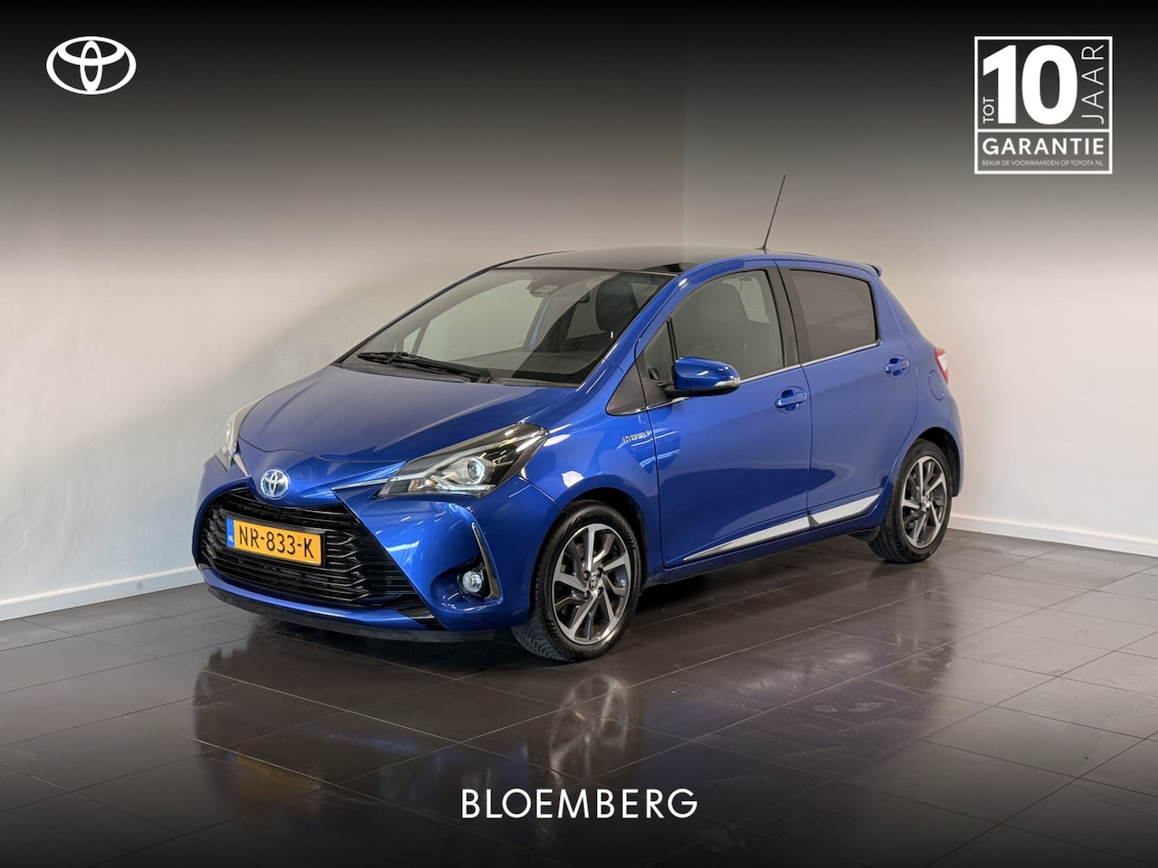 Toyota Yaris - 1.5 Hybrid Premium | Panoramadak | Navigatie - AutoWereld.nl