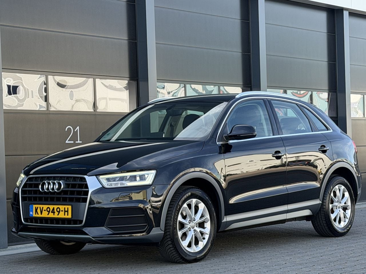 Audi Q3 - 2.0 TDI Navi Clima Xenon EURO-6 - AutoWereld.nl
