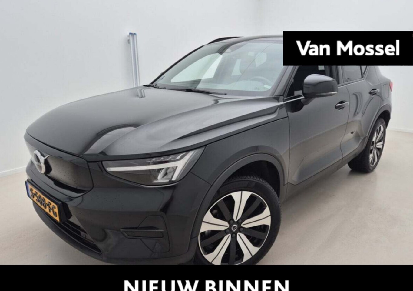 Volvo XC40 - Recharge Core 70 kWh | Trekhaak inklapbaar | Achteruitrij Camera | Climate Control | Stoel - AutoWereld.nl