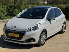 Peugeot 208 - 1.6 BlueHDi 100pk BLue Premium *PANORAMA/LEDER/NAVI/CAMERA