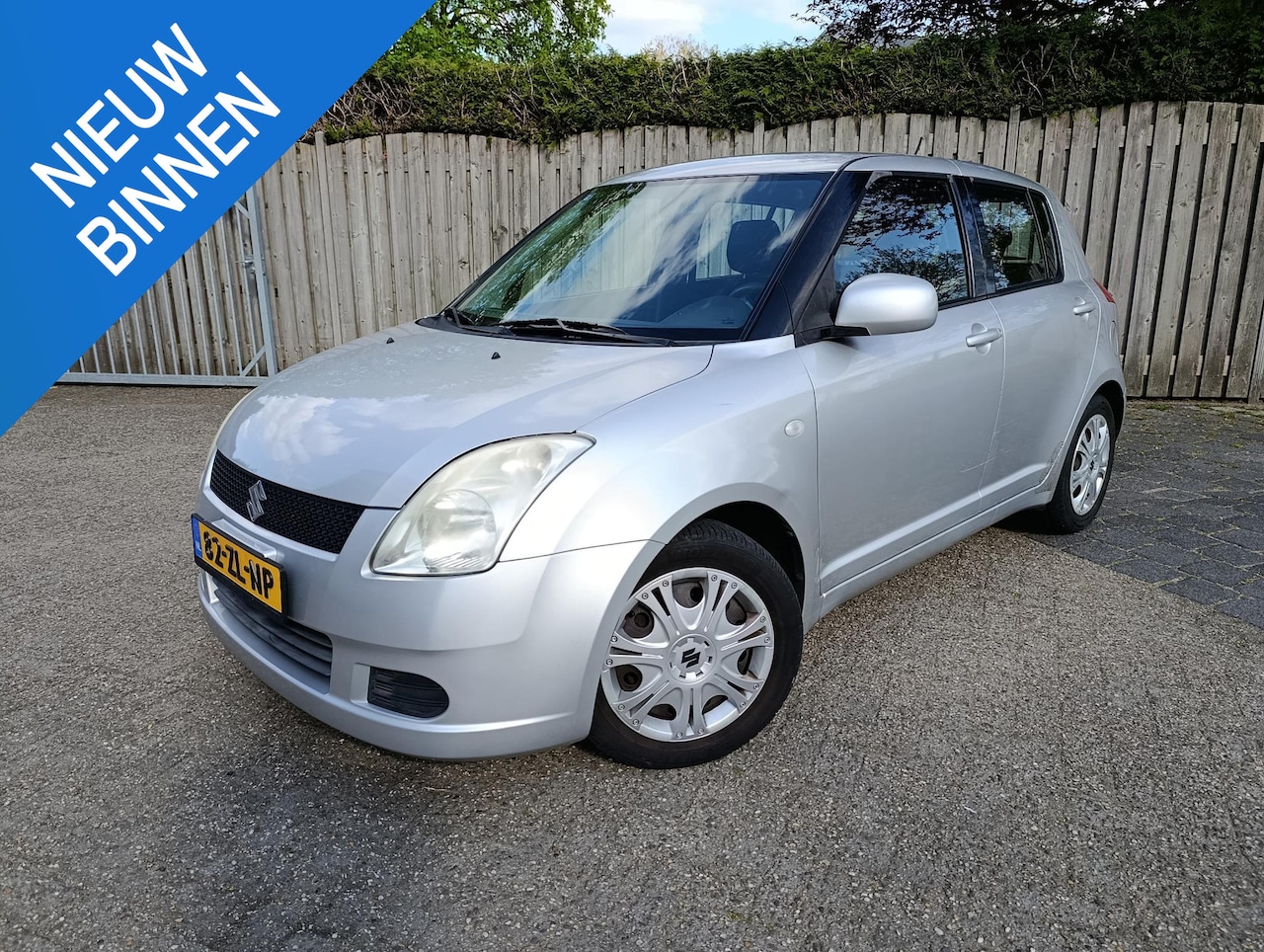 Suzuki Swift - 1.3 GA AIRCO | LMV | CV OP AFSTAND | AUDIO - AutoWereld.nl