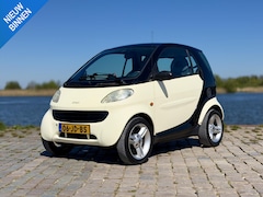 Smart City-coupé - & pure|Airco|Panoramadak|15"LM