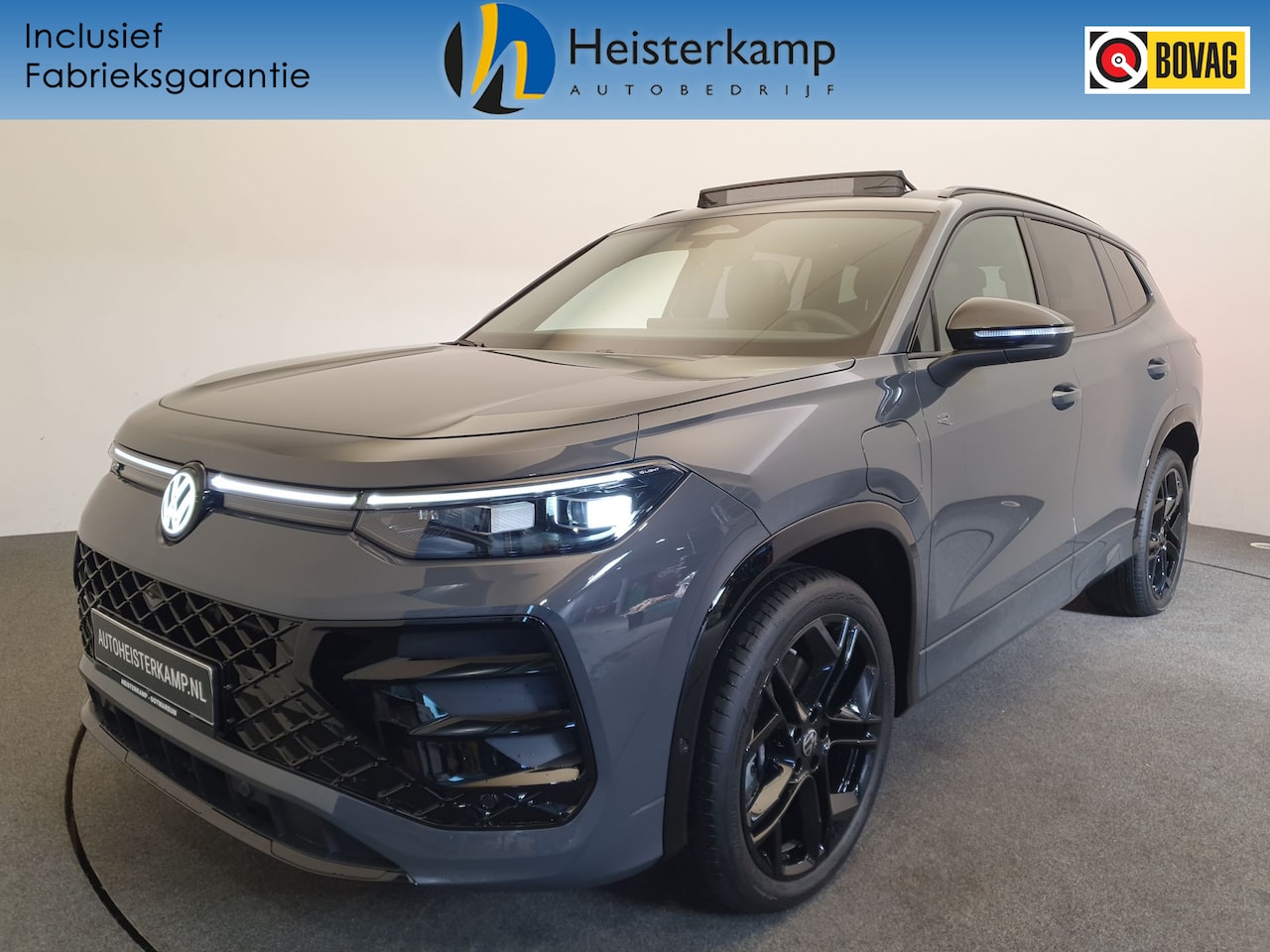 Volkswagen Tayron - 1.5 eHybrid 272pk DSG/AUT R-Line Wegklapbare trekhaak, Panoramadak, Harman/Kardon, Leder - AutoWereld.nl