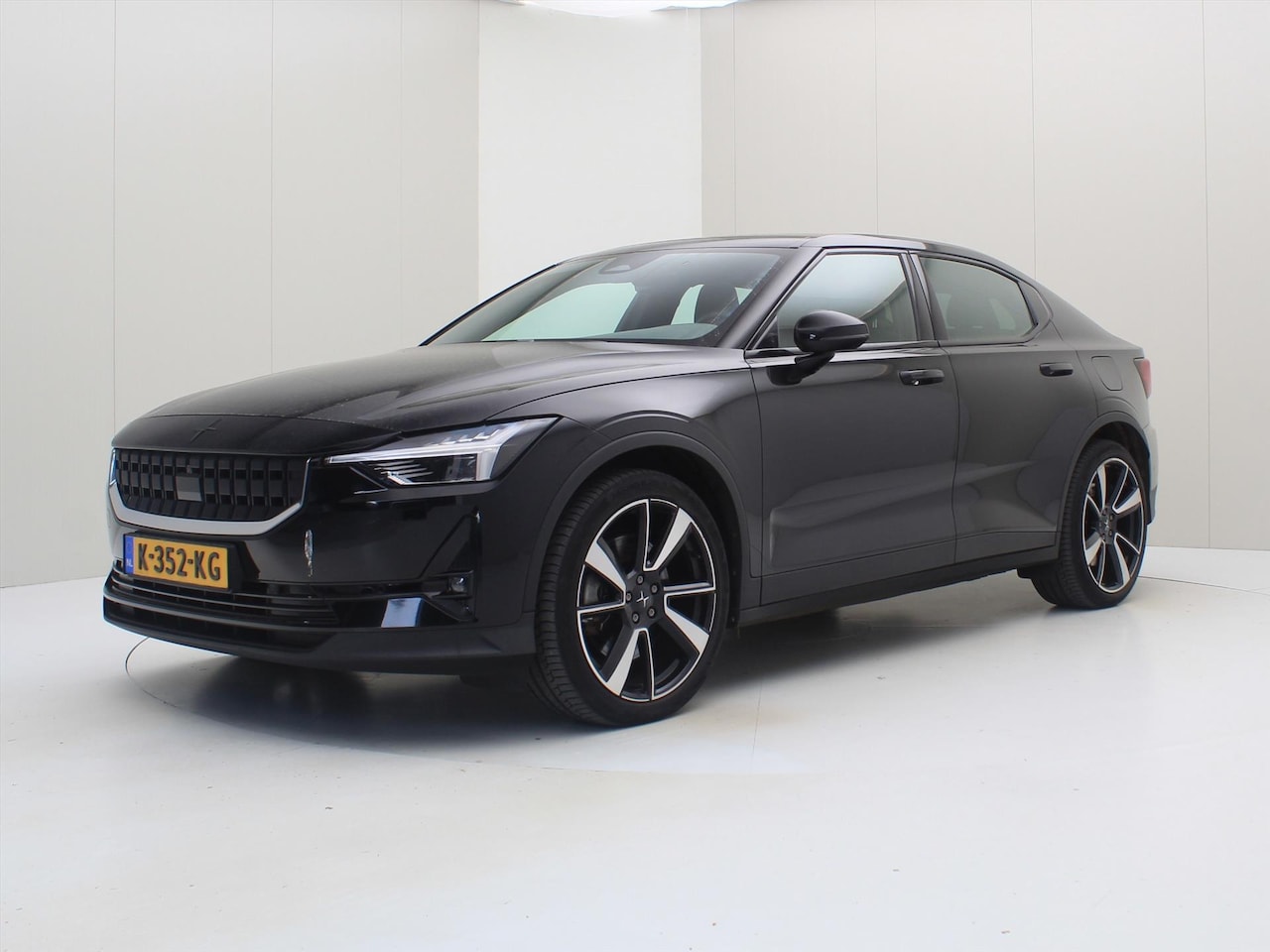 Polestar 2 - Long Range Dual Motor 408pk 92% SoH [ TREKHAAK+PILOT PLUS+PANO+20 INCH+STUURWIELVERW. ] - AutoWereld.nl