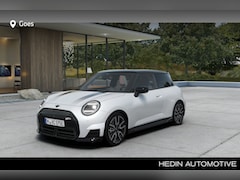 MINI Mini-Electric - Cooper SE John Cooper Works XL 54.2 kWh JCW Uitvoering | XL Pakket | Elektrische Stoelen |