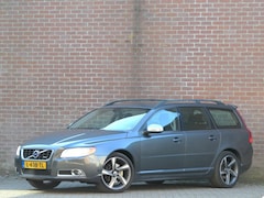 Volvo V70 - 2.5T R-design / Leer / Xenon / Cruise control / Stoelverwarming