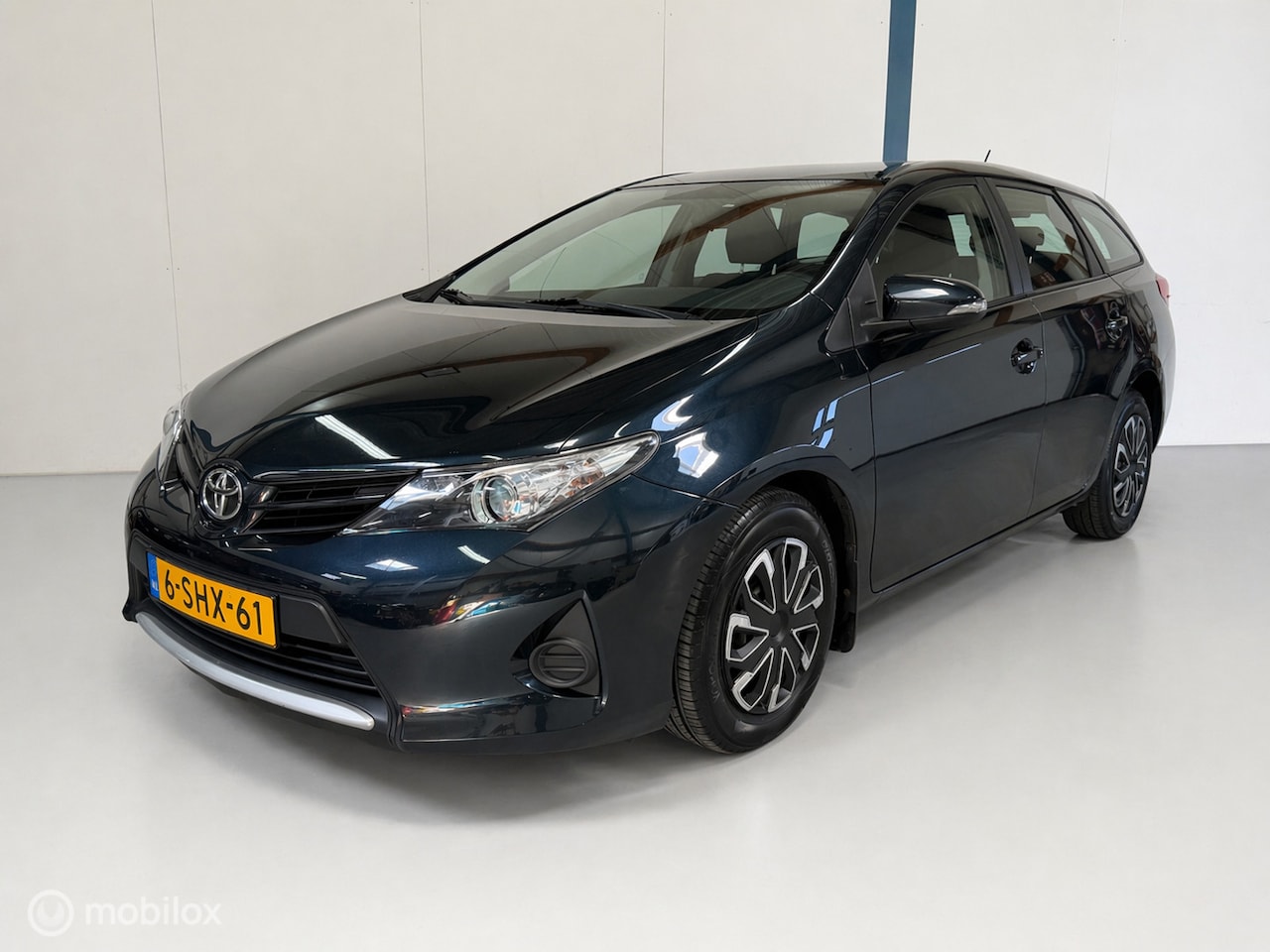 Toyota Auris Touring Sports - 1.3 Comfort DEALER HISTORIE - AutoWereld.nl