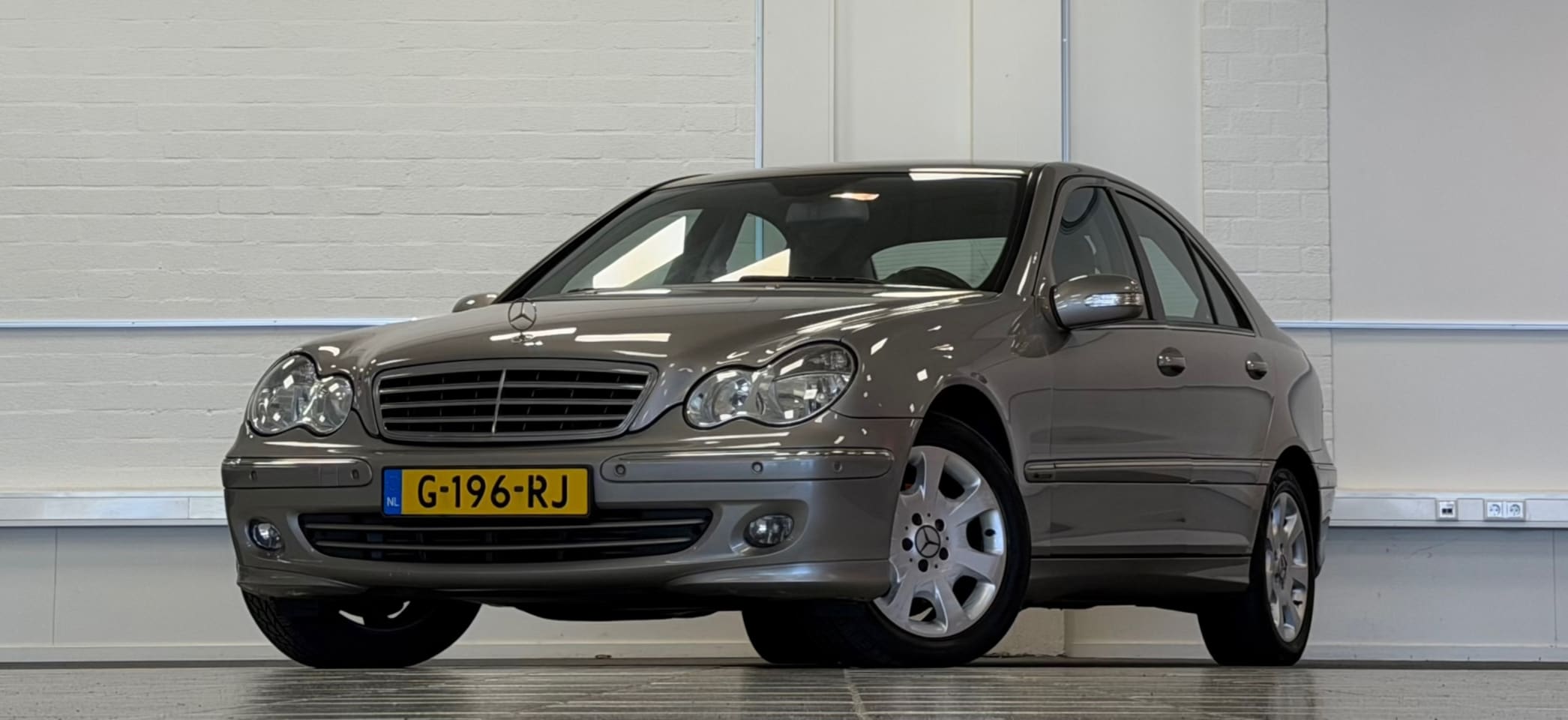 Mercedes-Benz C-klasse - 200 CDI Classic Lerenbekleding PDC voor&achter Clima Mooi! - AutoWereld.nl