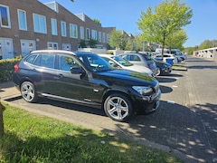 BMW X1 - 2.8i xDrive Executive Pano|stoelverw.|M-pakket|leer