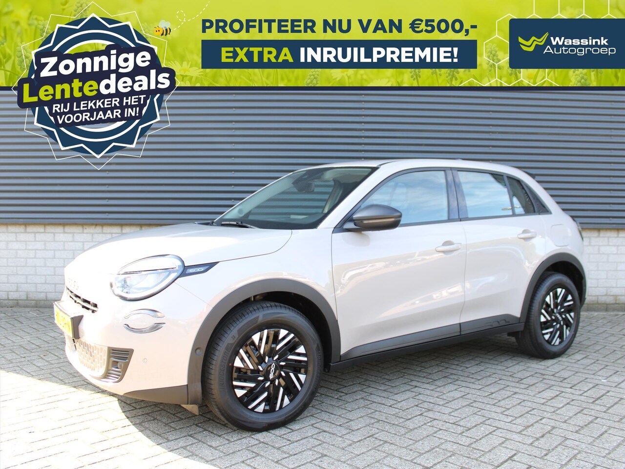 Fiat 600 - DEMO DEAL Urban Hybrid Turbo Charged 100pk Automaat I Camera I Cruise Control I Apple Carp - AutoWereld.nl