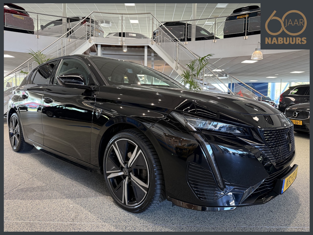 Peugeot 308 - 1.2 130pk GT EAT8, 360cam, Navi, DAB+, LED - AutoWereld.nl